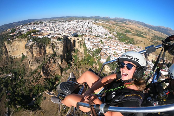 30-minute paramotor flight in Ronda - The 30-minute flight, from track to open sky