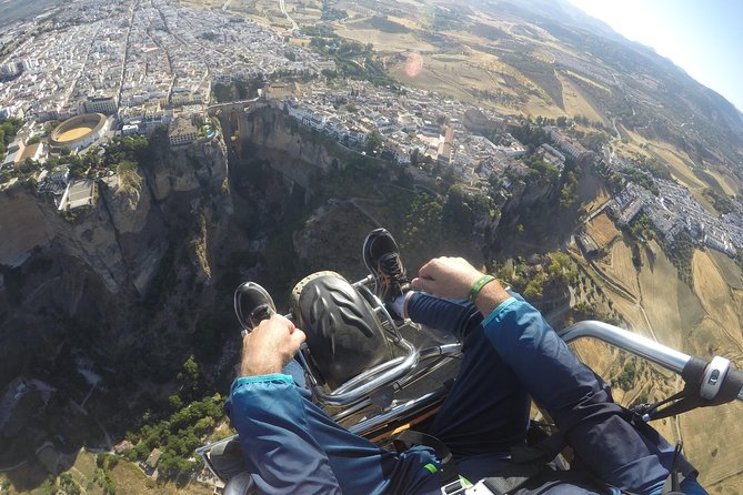 30-minute paramotor flight in Ronda - What the experience feels like for a first flight
