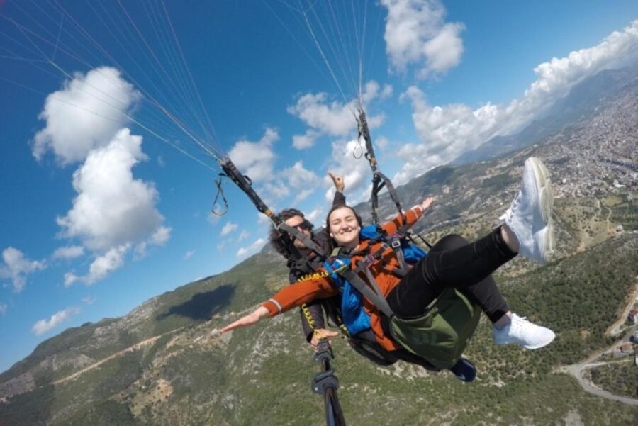 Alanya Paragliding Adventure Sail the Skies - The 15-Minute Flight Over Alanya