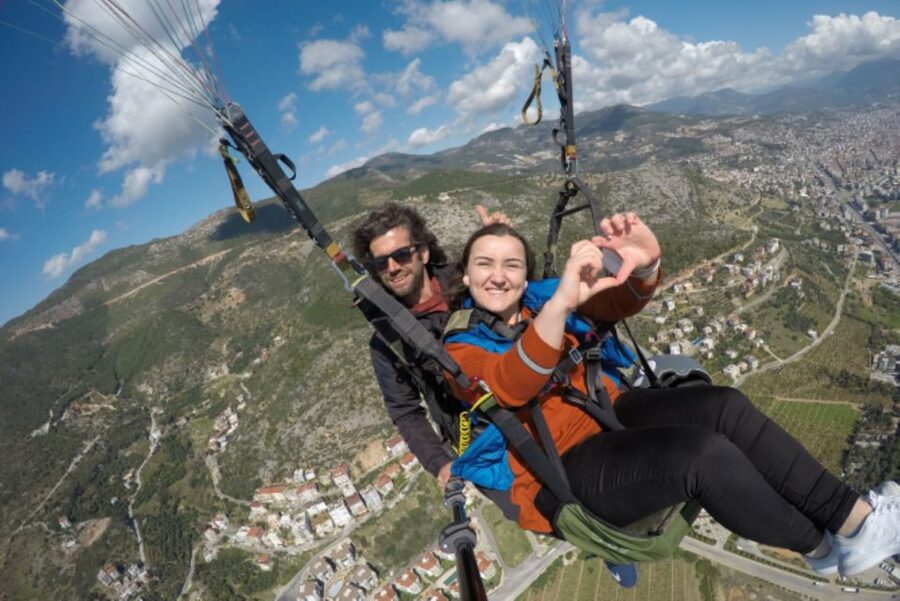 Alanya Paragliding Adventure Sail the Skies - Choosing Between the 400-Meter and 700-Meter Flight