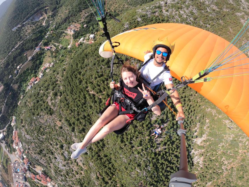 Alanya: Tandem Paragliding Over a Castle and the Sea - The 15 to 25 minute flight