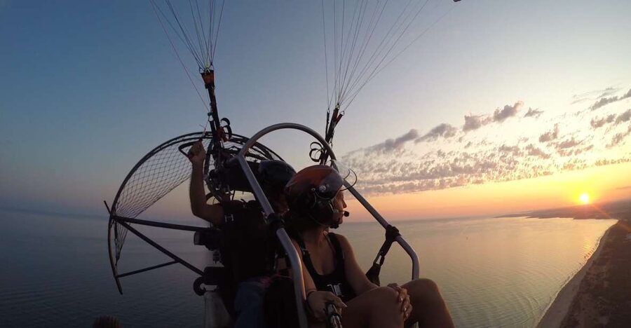 Albufeira: Sunset Paragliding Flight - Should you book the Albufeira sunset flight?