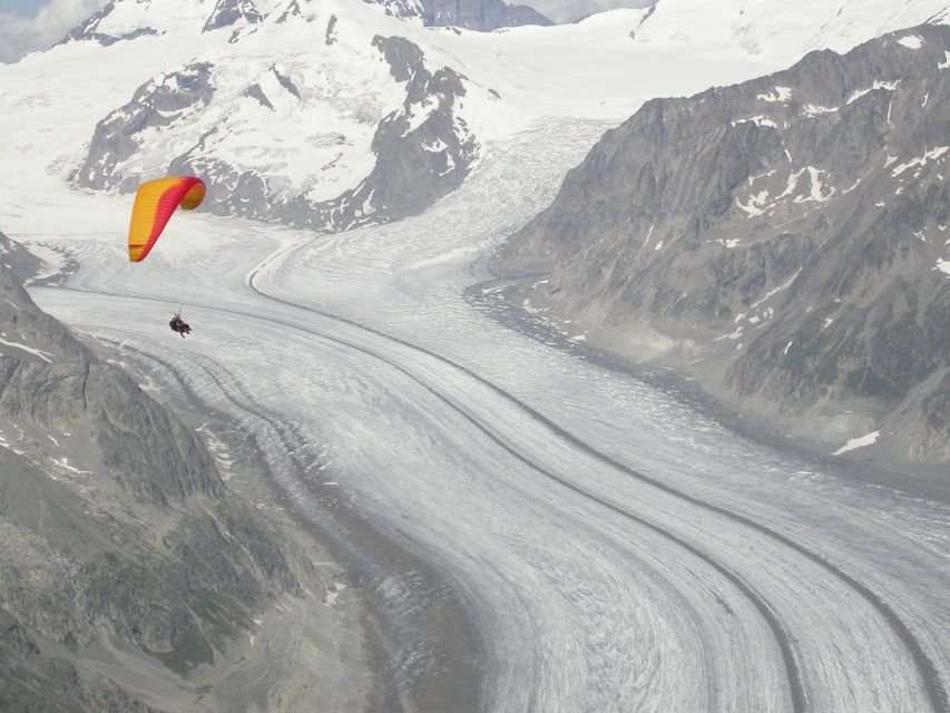 Aletsch Arena: Paragliding Tandem Flight Basic - Fifteen Minutes of Open-Air Flying