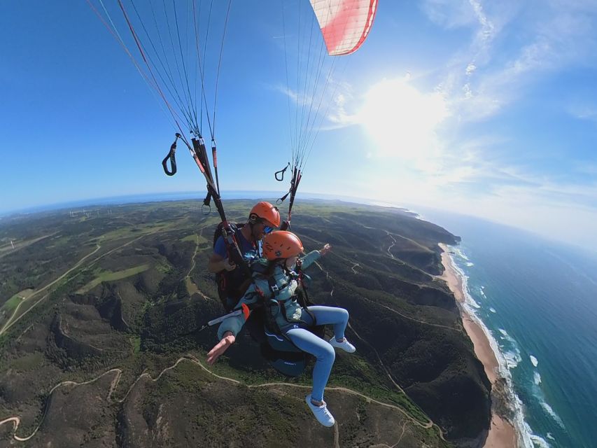 Algarve Coast: Paragliding Experience - Who should book this experience