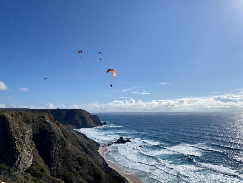 Algarve Coast: Paragliding Experience - Why the waiting time matters