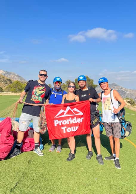 Alicante: Santa Pola, Benidorm Tandem Paragliding Experience - Getting to the mountain starting point