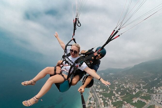Antalya Alanya Paragliding Takeoff From 700 Meters - Cleopatra Beach makes the finish worthwhile