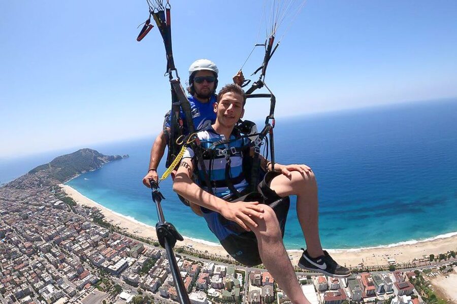 Antalya: Tandem Paragliding Experience with Transfer - Who should book this flight