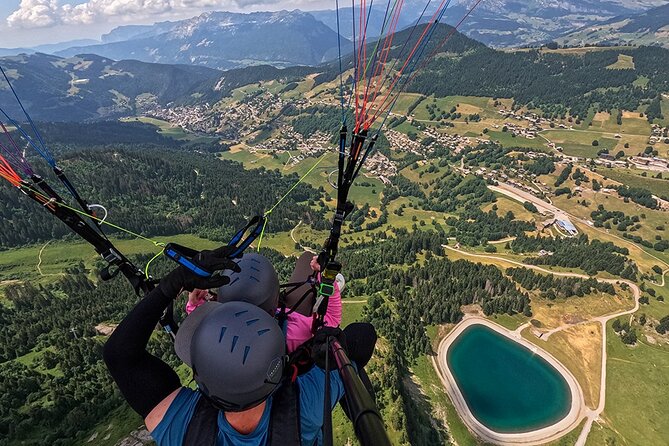 Baptism in Paragliding in La Clusaz - Who Will Enjoy This Flight Most