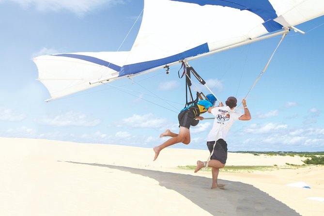 Beginner Hang Gliding Lesson - The instructors are the strongest part of the lesson