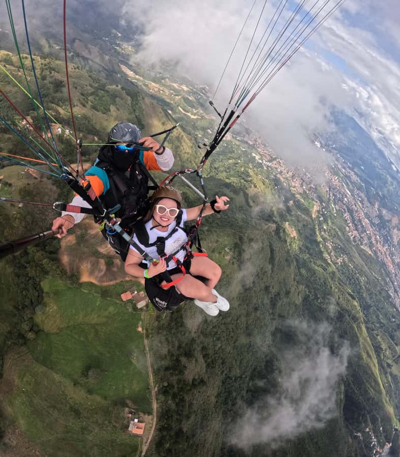 Bello: Paragliding in Medellín - What the three-hour visit actually involves