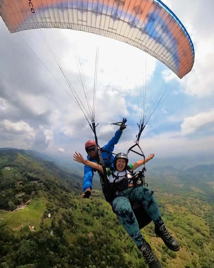 Bogota: Paragliding Flight Ticket in Guatavita - What happens before takeoff