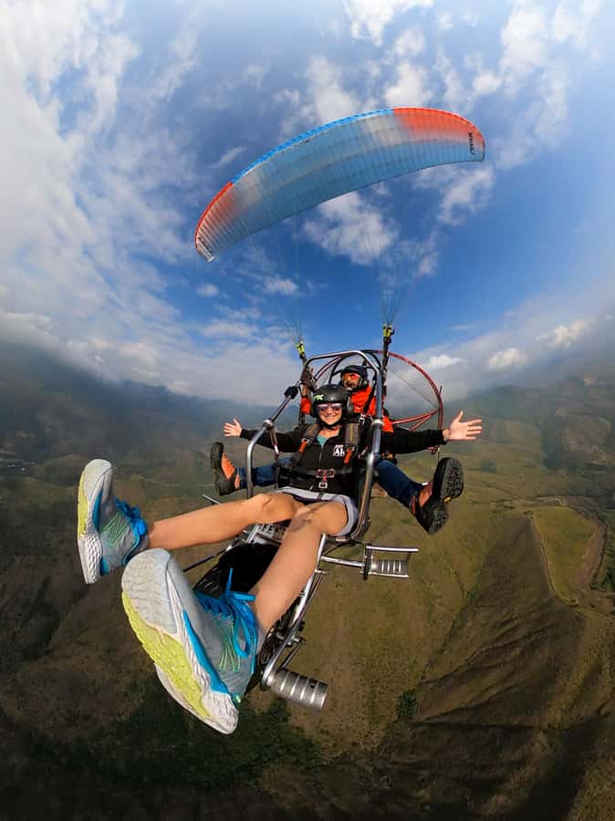 Cali: Paratrike Flight - Paragliding - Flying above Valle del Cauca