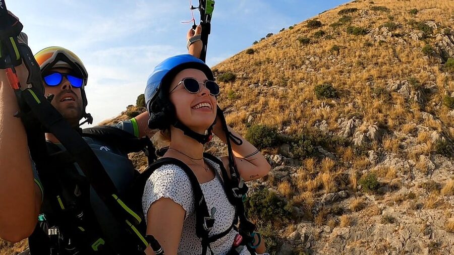 Caminito Del Rey Environment: Tandem paragliding flights - Clothing, age, and comfort