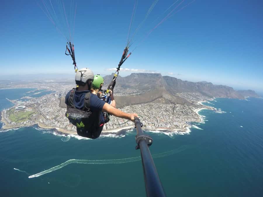 Cape Town: Tandem Paragliding with views of Table Mountain - Flying above Cape Town from Signal Hill