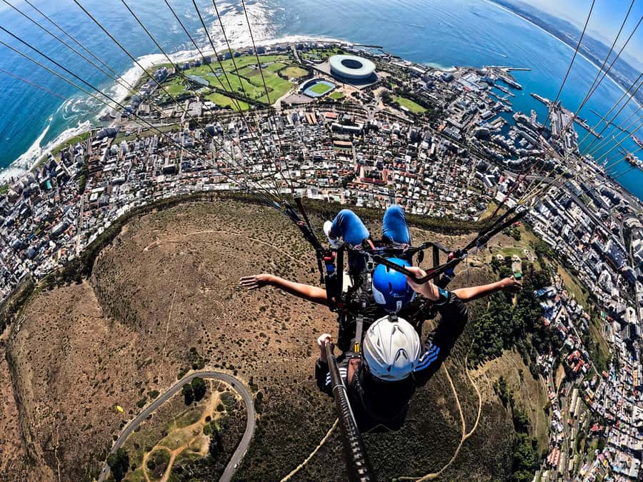 Cape Town: Tandem Paragliding with views of Table Mountain - Who should book this Cape Town flight?