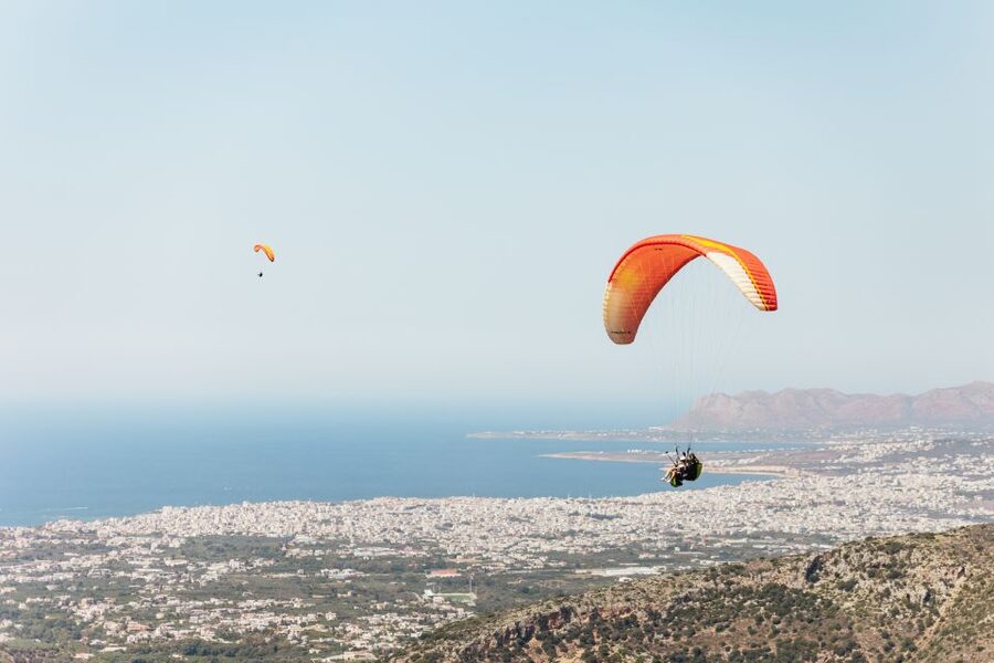 Chania: Tandem Paragliding Flight in Crete - Who should book this experience?