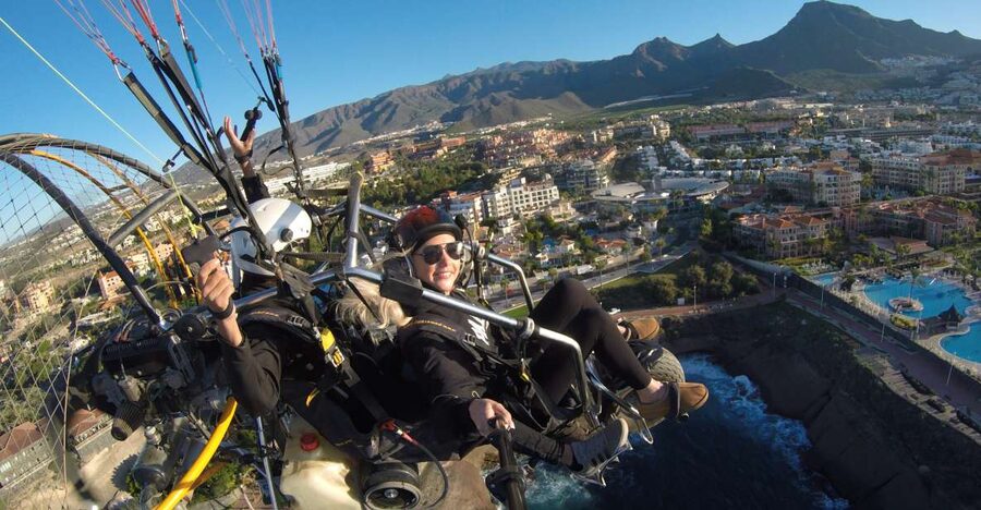 COAST: Fly over the coasts of Tenerife by Paratrike! (20min) - Taking to the air above Costa Adeje
