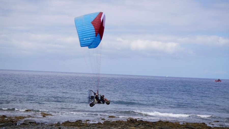 COAST: Fly over the coasts of Tenerife by Paratrike! (20min) - Beaches, cliffs, and coves from above