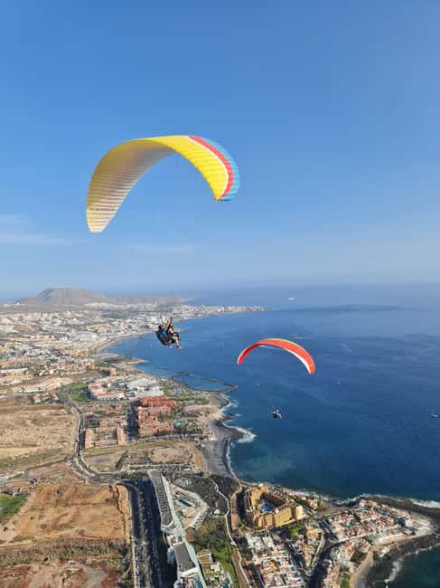 Costa Adeje, Paragliding with pick up service and 5 free photos! - The flight from 800 meters above Costa Adeje