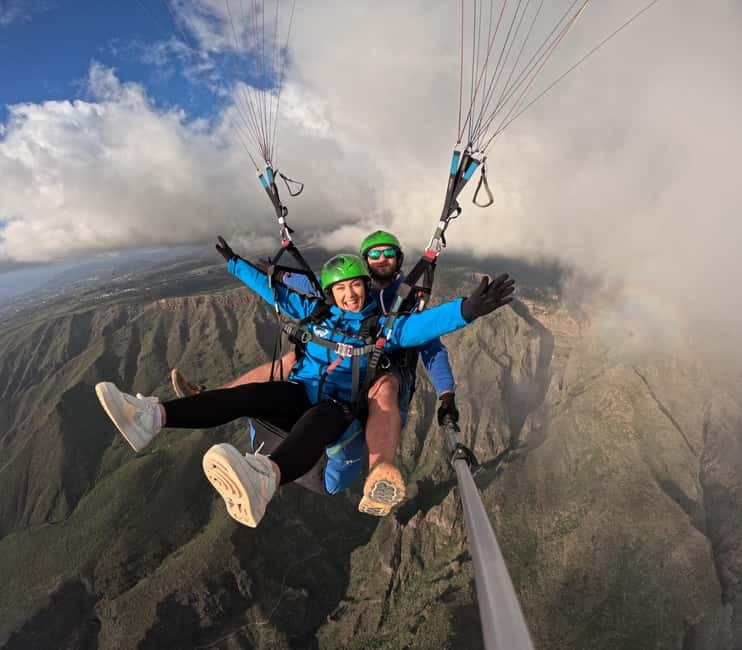 Costa Adeje, Paragliding with pick up service and 5 free photos! - Landing by the coast