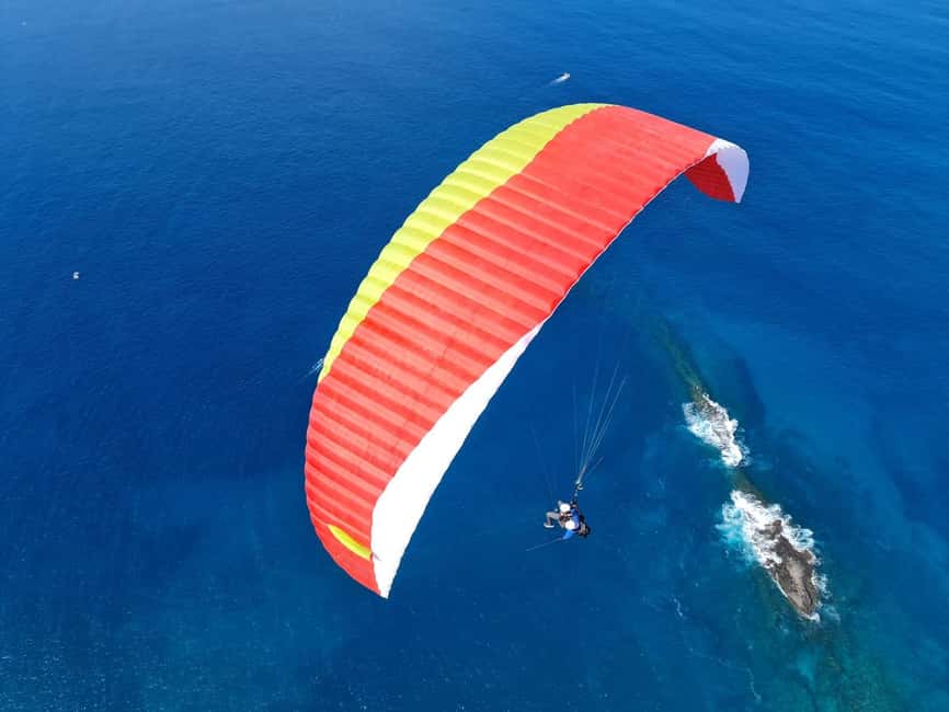 Costa Adeje, Paragliding with pick up service and 5 free photos! - A short briefing before takeoff
