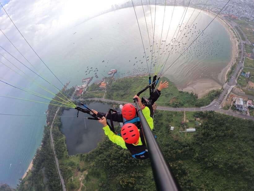 Da Nang Private paragliding experience on Monkey Mountain - The drive to the 600-meter launch point