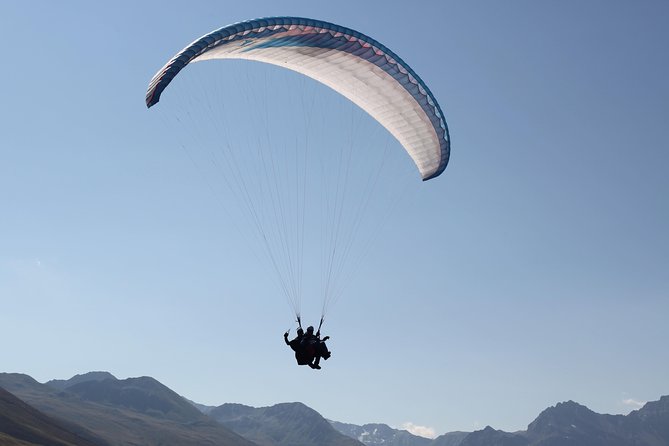 Davos Absolutely Free Flying Paragliding Tandem Flight 1'000 Meters High - Key points to know before you book