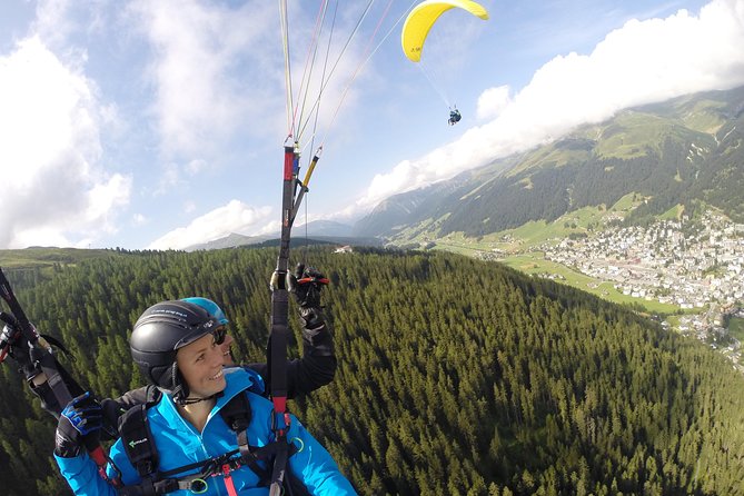 Davos Paragliding Private Tandem Pilot Half Day - What the air time feels like