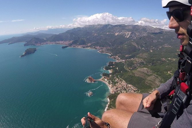 Exclusive Paragliding Montenegro - The Bečići flight: what you see from the air