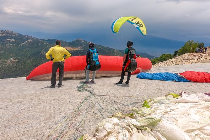 Fethiye Paragliding Experience with optional Photo & Video - Why Ölüdeniz and Babadag make the setting memorable