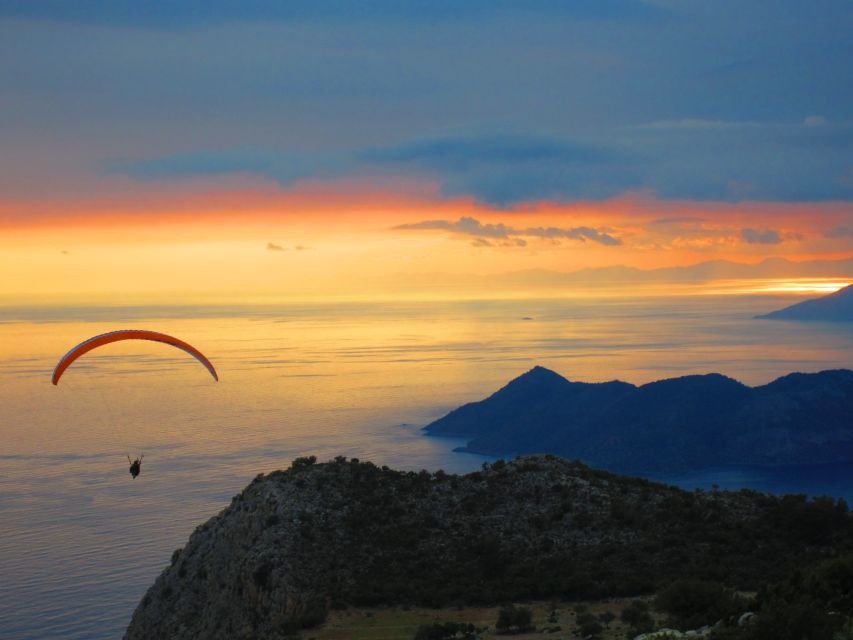 Fethiye: Tandem Paragliding Experience w/Hotel Pickup - Why Oludeniz is such a good place to try paragliding