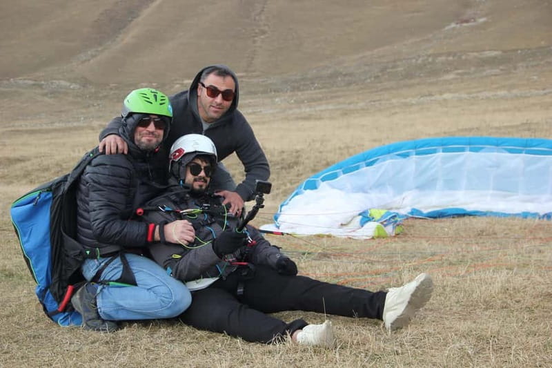 Georgia: Paragliding tandem flight in Gudauri with video - Flying above Gudauri Ski Resort