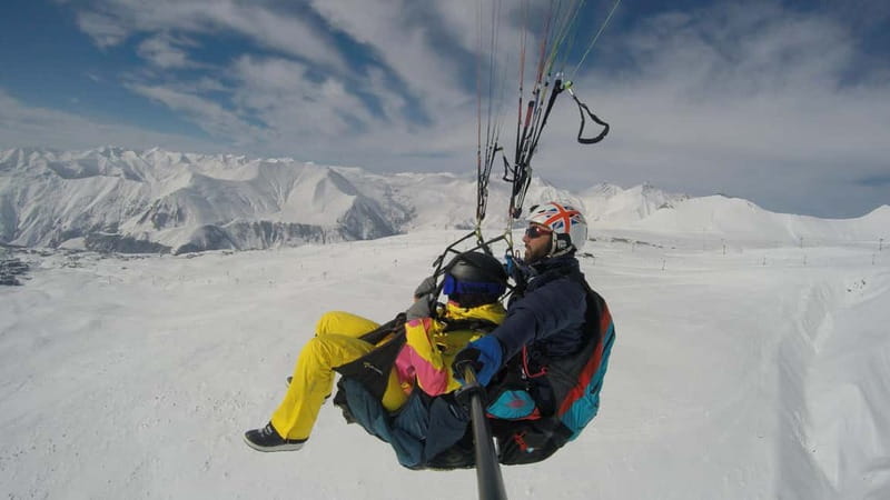 Georgia: Paragliding tandem flight in Gudauri with video - My take on the full experience
