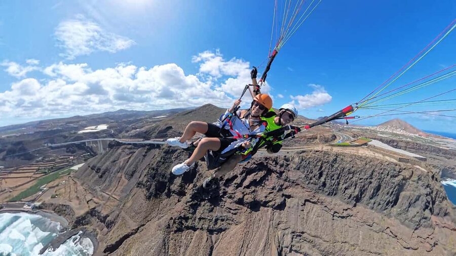 Gran Canaria: Paragliding Flight with Tapas & Pickup - Key points to know before you book
