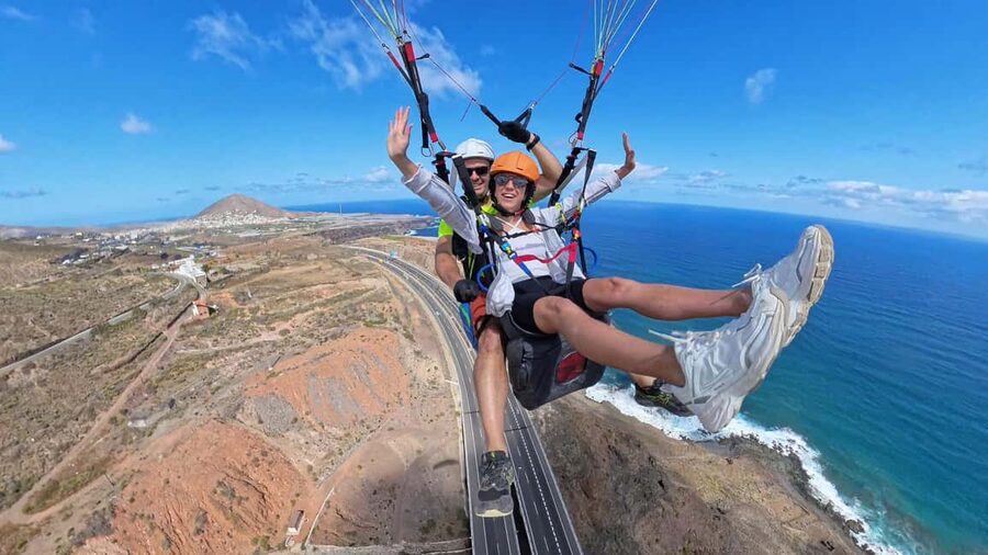 Gran Canaria: Paragliding Flight with Tapas & Pickup - Safety comes first, especially for beginners