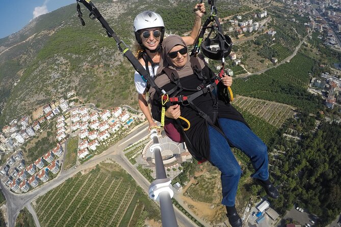 Halal Tandem Paragliding With Licensed Woman Pilot in Alanya - Who should book this experience?