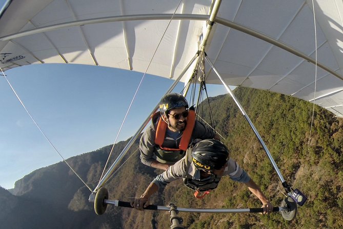 Hang gliding in Valle de Bravo - What the 30-minute flight feels like on paper