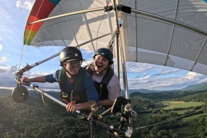 Hang Gliding Tandem Adventure 1500 - From Rising Fawn to the open sky
