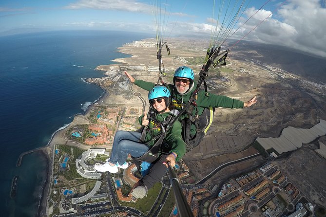 High Performance Paragliding Tandem Flight in Tenerife South - Who should book this Tenerife paragliding flight?
