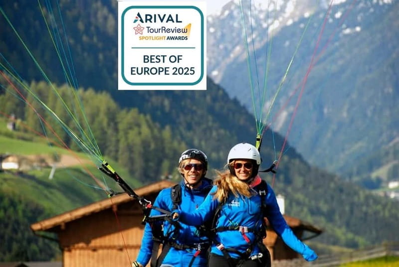 Innsbruck: Paragliding Adventure - The gondola ride is part of the plan