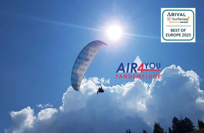 Innsbruck: Paragliding Adventure - Choosing clothes and footwear