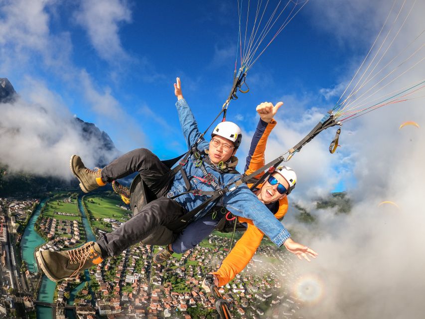 Interlaken: Tandem Paragliding Flight with Pilot - Are the photos and videos worth buying?