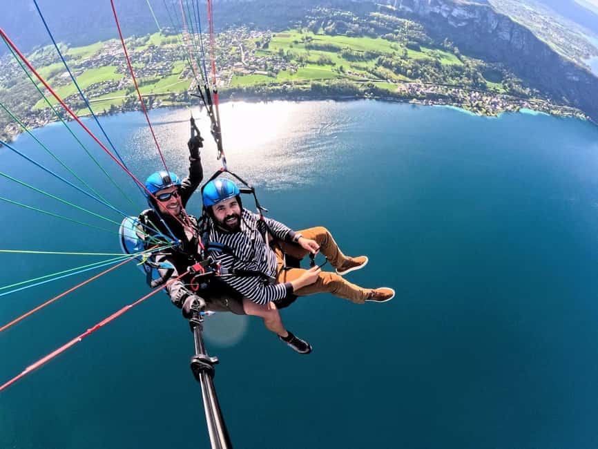 Lake Annecy: Winter Paragliding flight - What to Wear and What to Leave Behind