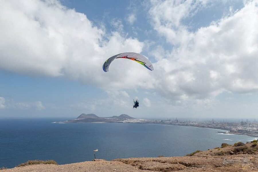 Las Palmas: Paragliding Tandem Flight with Instructor - Key points to know before booking