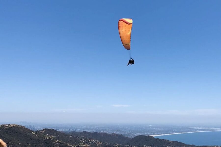 Los Angeles: 30-Minute Tandem Paragliding Experience - Safety equipment and questions worth asking
