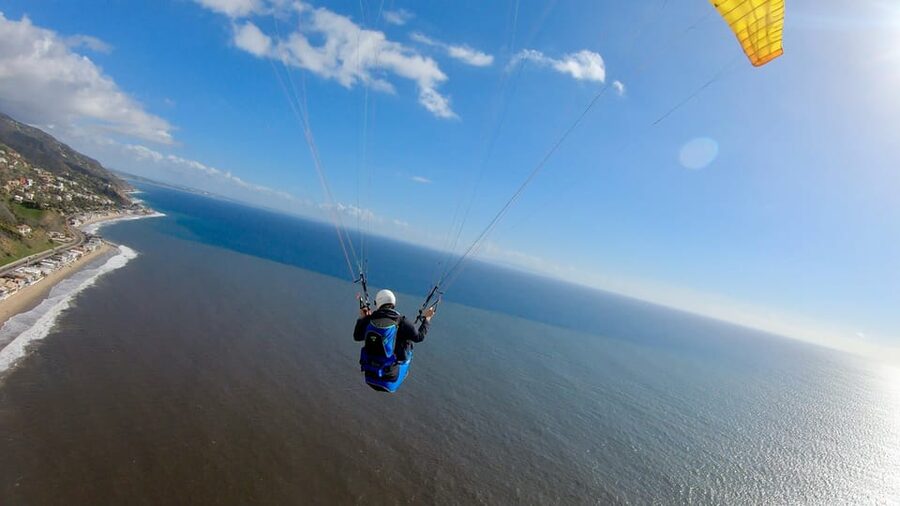 Malibu Hills to Beach: Tandem Paragliding Flight Adventure - The briefing makes the first flight less intimidating