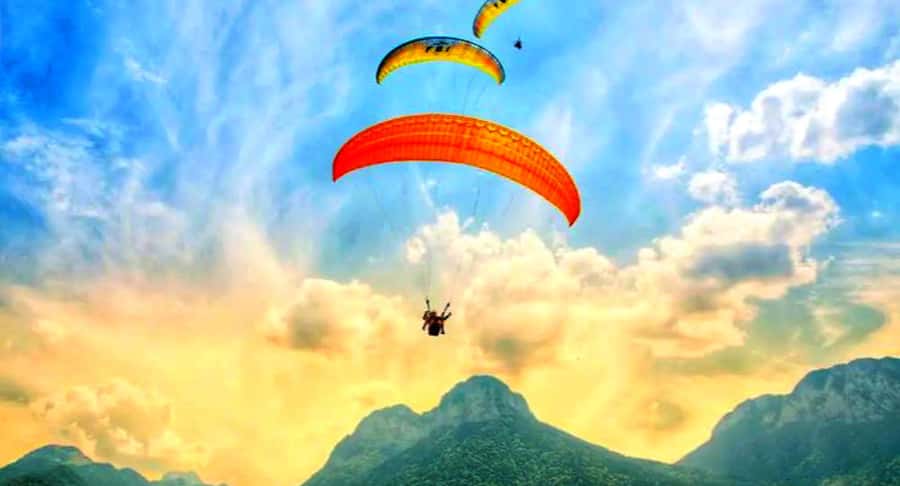Marrakech Adventure: Paragliding, Camel Ride & Breakfast - Key points at a glance