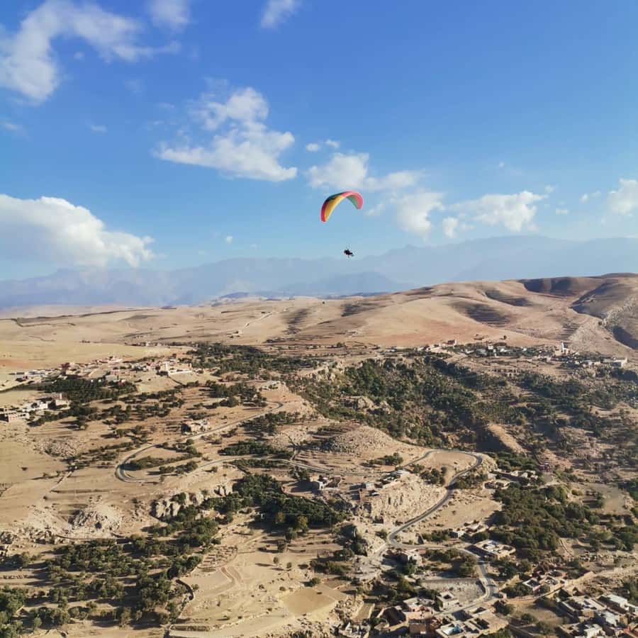 Marrakech: Paragliding flight over the Agafay desert and the High Atlas mountains - The takeoff and first minutes in the air