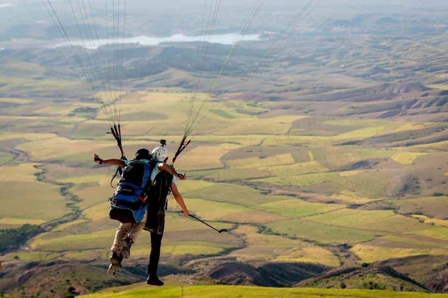 Marrakech: Paragliding over Agafay Desert & Atlas Mnt Views - Weather and seasonal timing matter